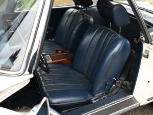 Bild 24/38 von Mercedes-Benz 280 SL (1968)