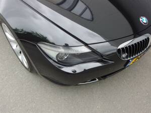 Image 40/97 de BMW 645Ci (2004)