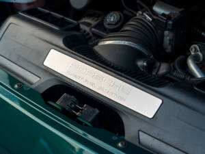 Image 11/53 of Porsche 911 Carrera 4S (2010)