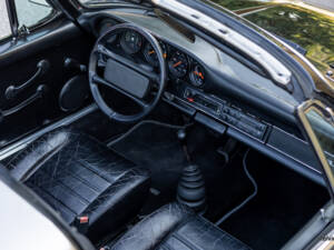 Image 32/43 of Porsche 911 2.2 T (1970)