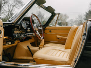 Bild 4/50 von Maserati 3500 GTI Spyder Vignale (1963)