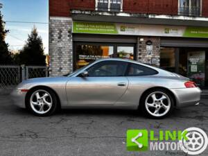 Image 6/10 of Porsche 911 Carrera (1998)