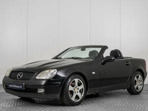 Afbeelding 1/46 van Mercedes-Benz SLK 200 (1999)