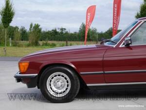 Image 9/15 of Mercedes-Benz 380 SLC (1981)