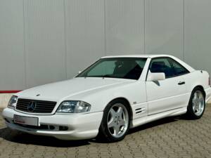 Image 1/21 de Mercedes-Benz SL 320 (1996)