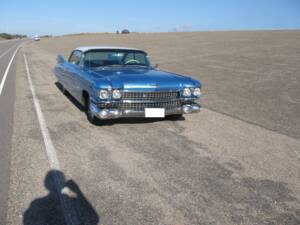 Image 1/9 of Cadillac Coupe DeVille (1959)