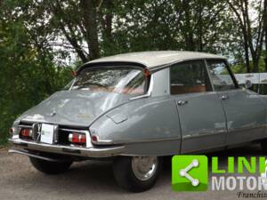 Immagine 7/10 di Citroën DS 21 Pallas (1969)