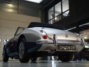 Image 35/50 de Austin-Healey 3000 Mk III (BJ8) (1965)