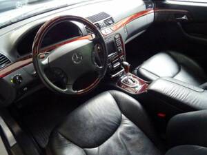 Image 9/13 of Mercedes-Benz S 320 (1999)