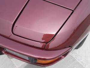 Afbeelding 12/33 van Porsche 924 (1984)