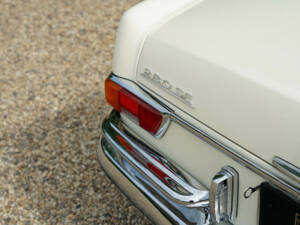 Image 42/50 of Mercedes-Benz 280 SE (1968)