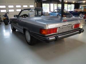 Bild 48/50 von Mercedes-Benz 560 SL (1989)