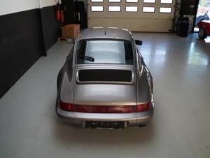 Image 42/50 of Porsche 911 Carrera 4 (1989)