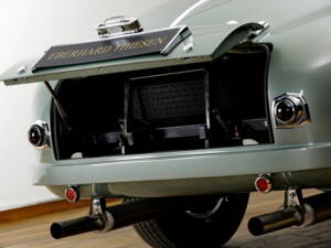 Bild 29/37 von Aston Martin DB 2 Vantage DHC (1953)