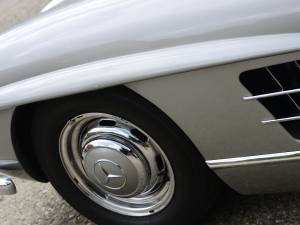 Image 8/31 of Mercedes-Benz 300 SL Roadster (1957)