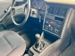 Image 11/34 of Audi 80 (1992)