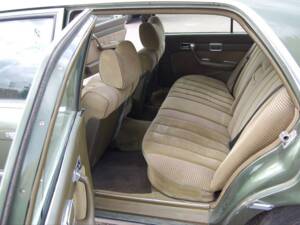 Bild 9/12 von Mercedes-Benz 350 SEL (1977)