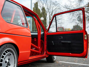 Afbeelding 28/61 van Volkswagen Golf Mk I GTI Pirelli 1.8 (1983)