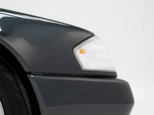 Image 12/15 of Mercedes-Benz 500 SL (1989)
