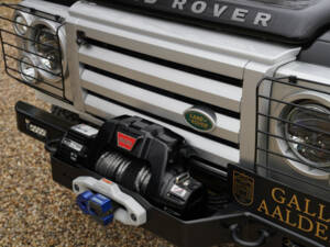 Image 41/50 of Land Rover Defender 110 (2010)