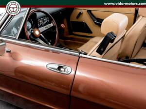 Image 7/15 of Alfa Romeo 1600 Spider (1981)