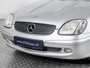 Image 20/50 de Mercedes-Benz SLK 200 Kompressor (2001)