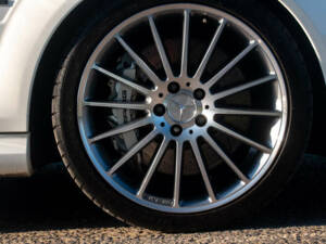Immagine 47/50 di Mercedes-Benz C 63 AMG T (2009)