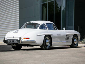 Bild 4/45 von Mercedes-Benz 300 SL &quot;Flügeltürer&quot; (1963)