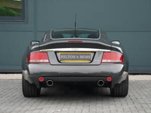 Image 8/50 of Aston Martin V12 Vanquish S (2007)