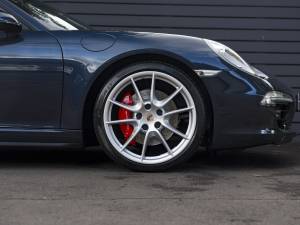 Bild 48/50 von Porsche 911 Carrera 4S (2013)