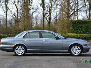 Image 6/50 of Jaguar XJ 8 3.5 (2003)