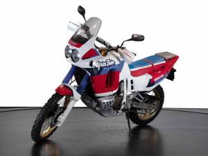 Bild 4/15 von Honda DUMMY (1990)