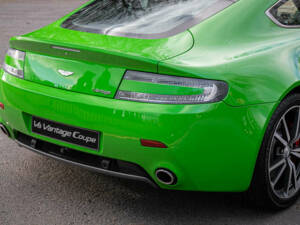 Immagine 9/43 di Aston Martin V8 Vantage (2010)