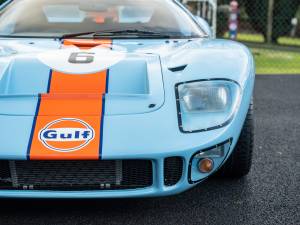 Image 8/32 of Ford GT40 (1965)