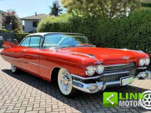 Image 1/9 of Cadillac 62 Coupe DeVille (1959)