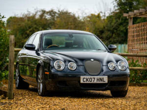 Bild 31/50 von Jaguar S-Type 4.2 V8 R (2007)