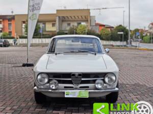 Afbeelding 8/10 van Alfa Romeo Giulia GT 1300 Junior (1972)