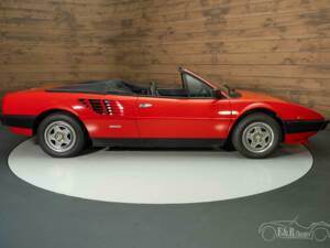 Image 4/19 of Ferrari Mondial Quattrovalvole (1984)