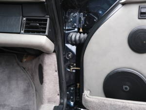 Image 92/97 of Porsche 911 Carrera 4 (1991)