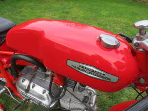 Image 26/42 of Aermacchi Harley-Davidson DUMMY (1962)