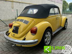 Imagen 2/10 de Volkswagen Coccinelle 1303 (1975)