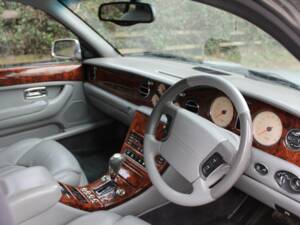 Bild 8/15 von Bentley Arnage Red Label (2000)