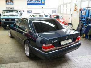 Bild 7/37 von Mercedes-Benz S 500 (1996)