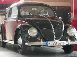 Image 20/24 of Volkswagen Coccinelle 1100 Export (Brezel) (1951)