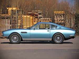 Image 6/26 of Aston Martin DBS (1968)