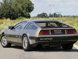 Image 2/32 of DeLorean DMC-12 (1981)