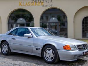 Imagen 24/50 de Mercedes-Benz 300 SL (1991)