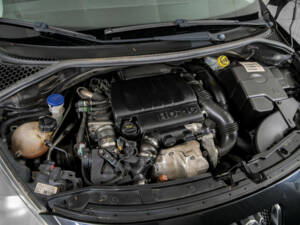 Imagen 40/49 de Peugeot 207 CC 1.6 VTi (2008)