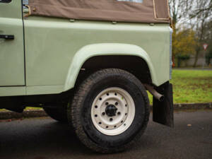 Bild 37/50 von Land Rover Defender 90 (1996)