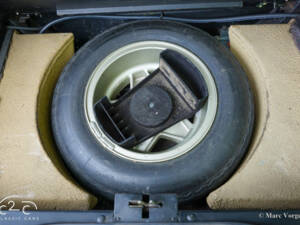 Image 72/80 of Ferrari 365 GTC&#x2F;4 (1972)